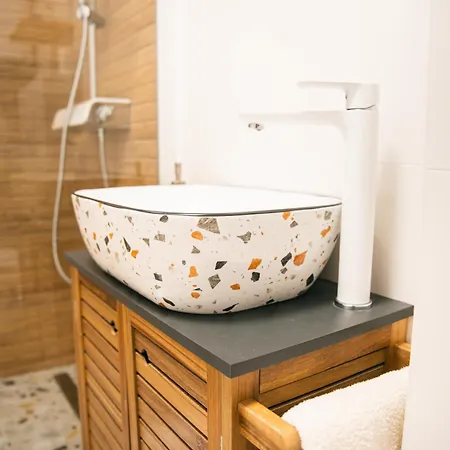 Summerhouse Blanka 2024