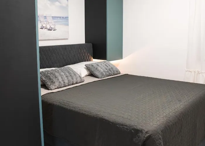 Summerhouse Blanka 2024 Vir